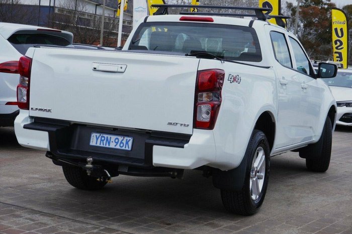2021 Isuzu D-MAX LS-M