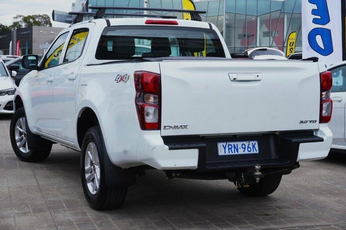 2021 Isuzu D-MAX LS-M