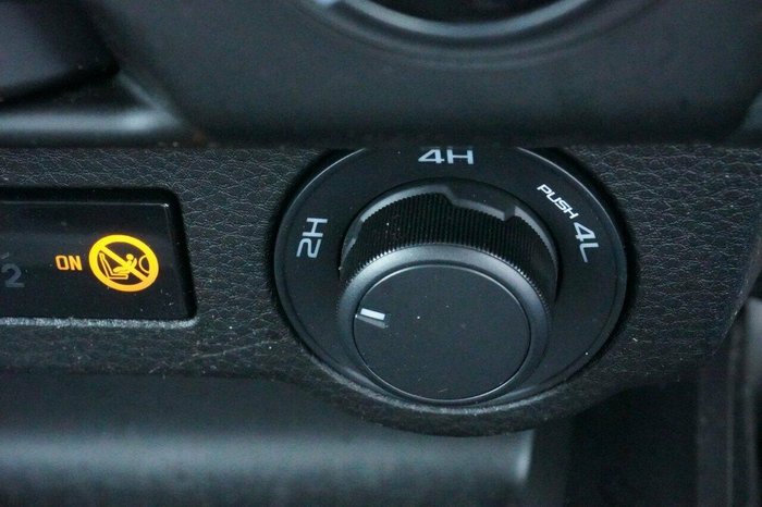 2021 Isuzu D-MAX LS-M