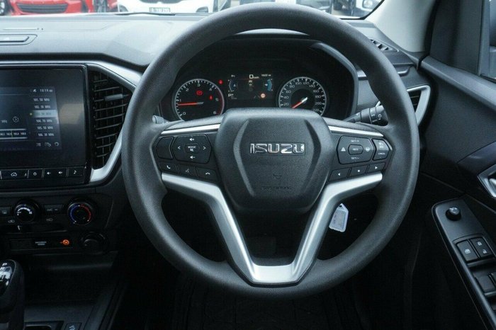 2021 Isuzu D-MAX LS-M