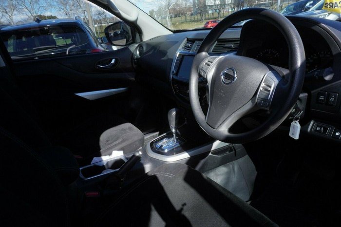 2020 Nissan Navara SL