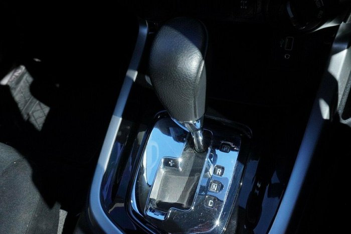 2020 Nissan Navara SL