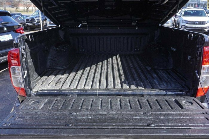 2020 Nissan Navara SL