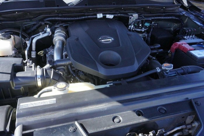 2020 Nissan Navara SL