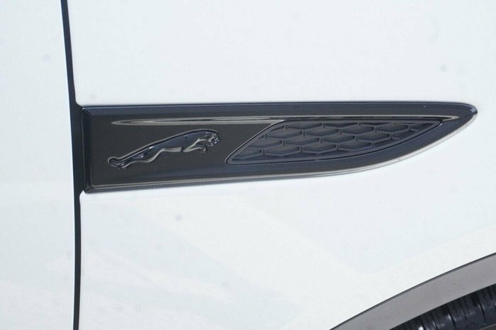 2022 Jaguar E-PACE P250 R-Dynamic SE