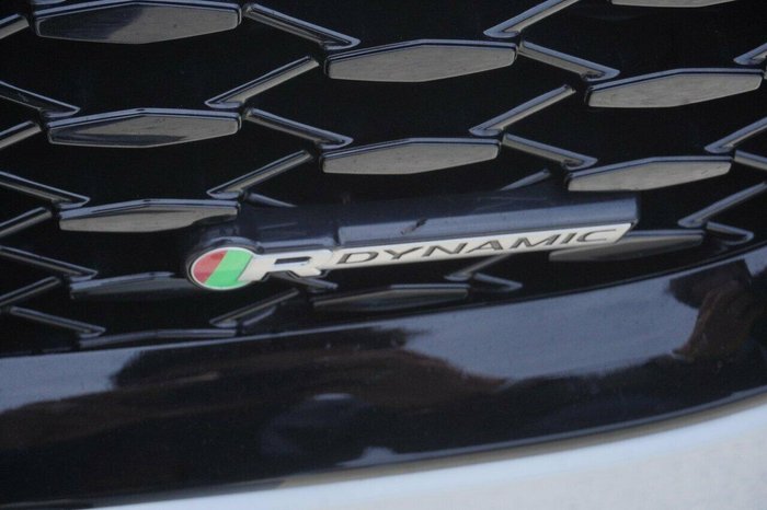 2022 Jaguar E-PACE P250 R-Dynamic SE