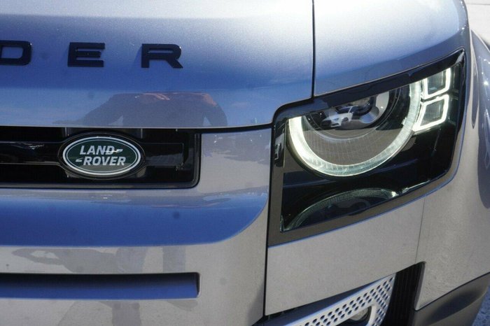 2023 Land Rover Defender 110 P400 SE