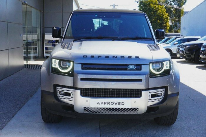 2023 Land Rover Defender 110 P400 SE