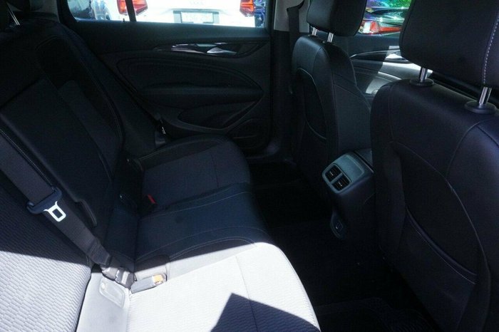 2018 Holden Commodore RS