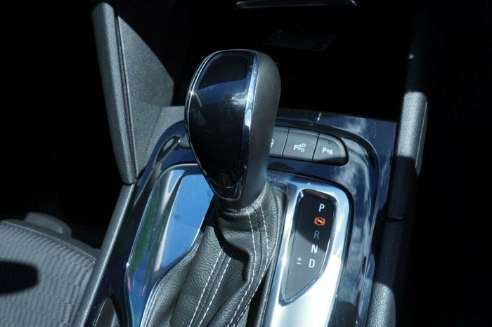 2018 Holden Commodore RS