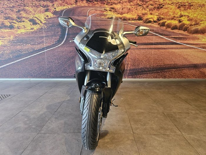 2013 Honda VFR1200F ABS (VFR1200FA) VFR Black