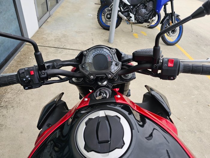 2018 Kawasaki ZR 900 Black