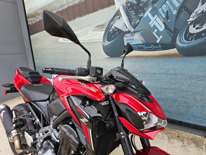 2018 Kawasaki ZR 900 Black