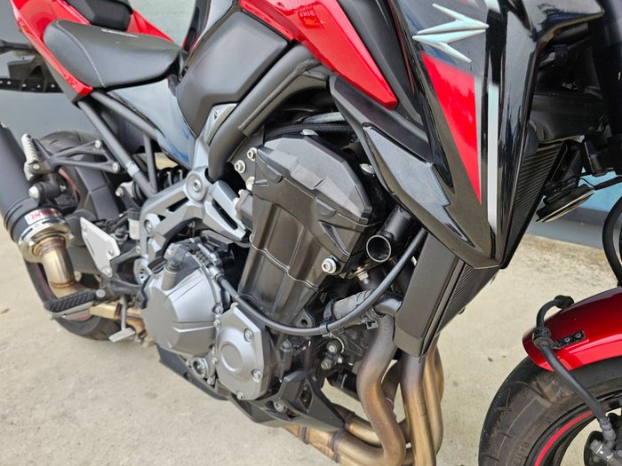 2018 Kawasaki ZR 900 Black