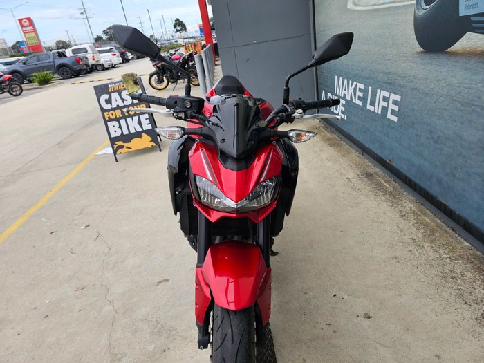 2018 Kawasaki ZR 900 Black