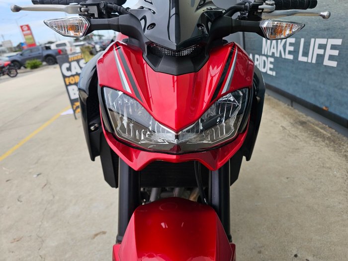 2018 Kawasaki ZR 900 Black