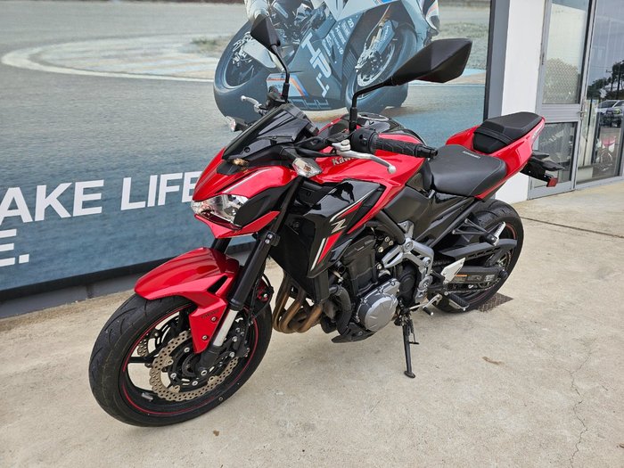 2018 Kawasaki ZR 900 Black