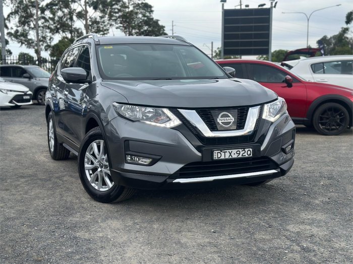 2017 NISSAN X-TRAIL