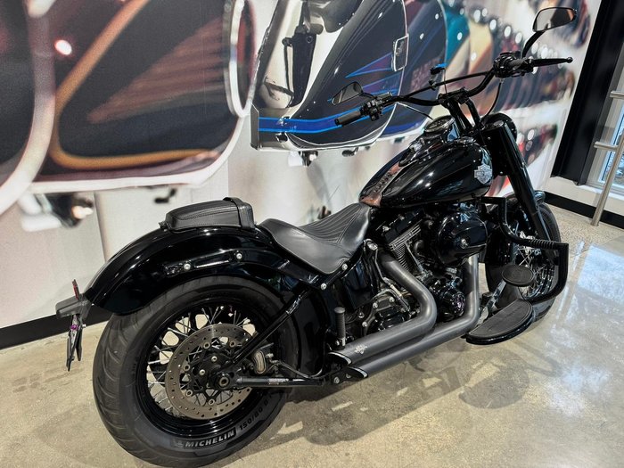 2017 Harley-Davidson Softail Slim S (FLSS) Softail Black