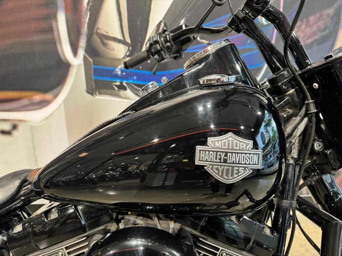2017 Harley-Davidson Softail Slim S (FLSS) Softail Black
