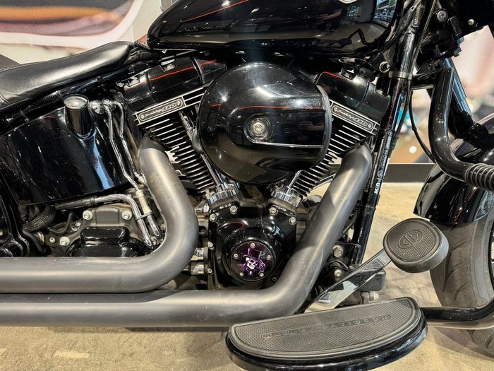 2017 Harley-Davidson Softail Slim S (FLSS) Softail Black