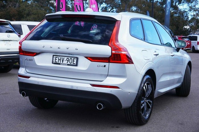 2020 Volvo XC60 D4 Momentum