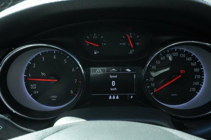 2020 Holden Commodore LT