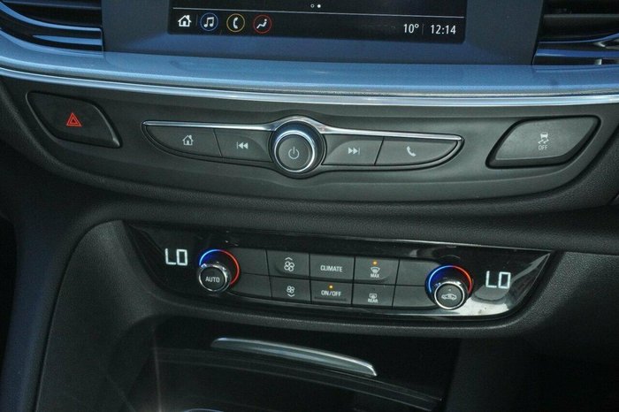 2020 Holden Commodore LT