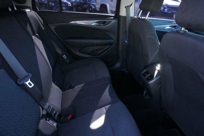 2020 Holden Commodore LT