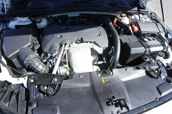 2020 Holden Commodore LT