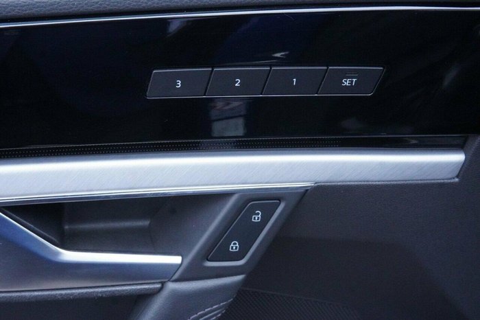 2019 Volkswagen Touareg 190TDI Launch Edition