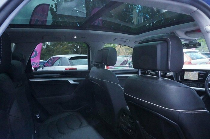 2019 Volkswagen Touareg 190TDI Launch Edition