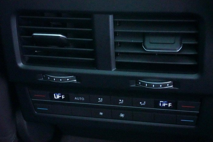 2019 Volkswagen Touareg 190TDI Launch Edition