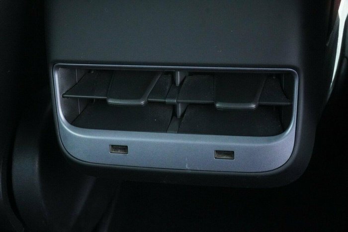 2019 Tesla Model 3 Performance