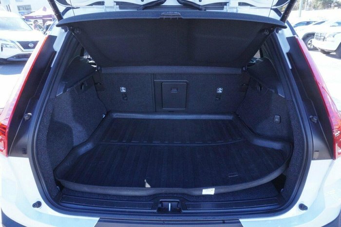 2020 Volvo XC40 T4 Momentum