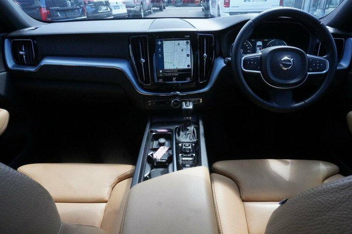 2018 Volvo XC60 D4 Momentum