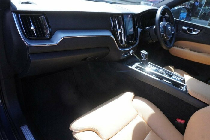 2018 Volvo XC60 D4 Momentum