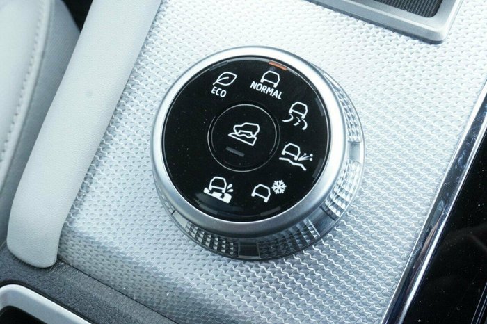 2023 Mitsubishi Outlander Exceed