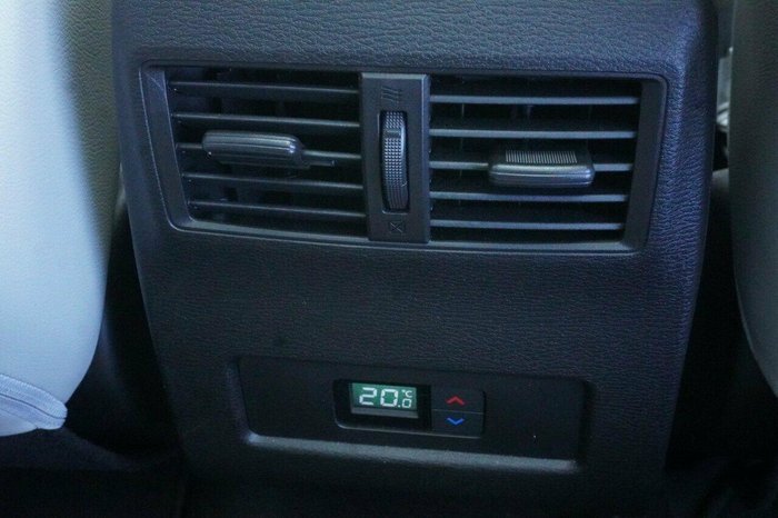 2023 Mitsubishi Outlander Exceed