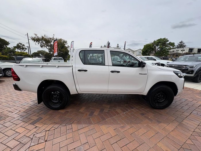 2024 Toyota Hilux Workmate