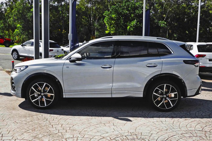 2025 Volkswagen Tiguan 195TSI R-Line