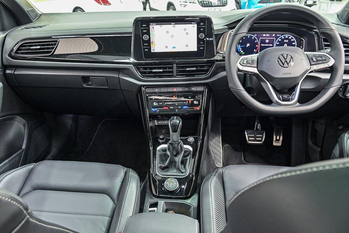 2025 Volkswagen T-Roc 140TSI R-Line