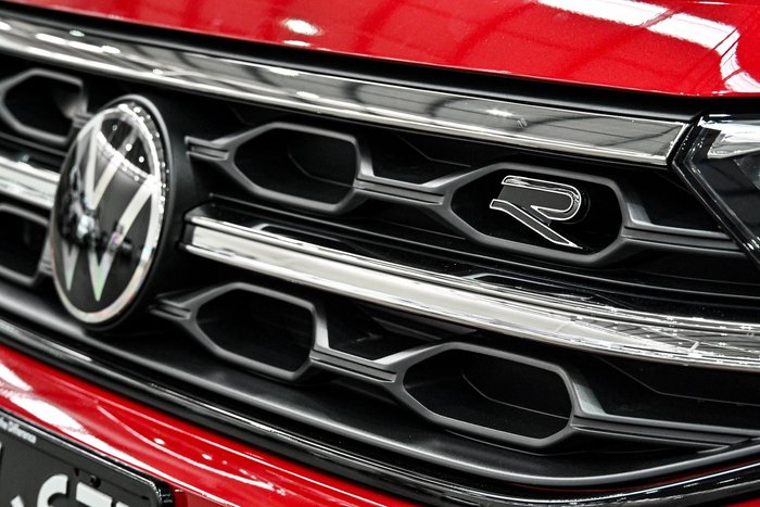 2025 Volkswagen T-Roc 140TSI R-Line