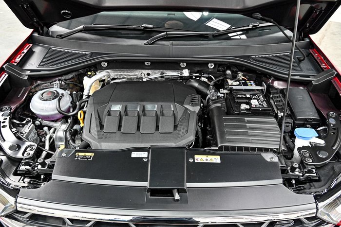 2025 Volkswagen T-Roc 140TSI R-Line