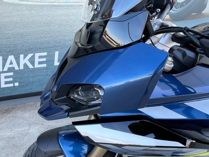 2025 BMW Motorrad S 1000 XR Blue