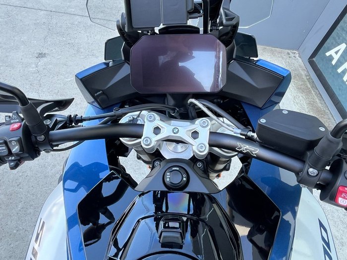 2025 BMW Motorrad S 1000 XR Blue