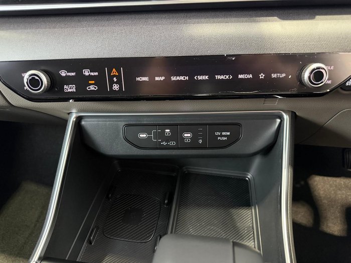 2025 Kia Carnival Sport+