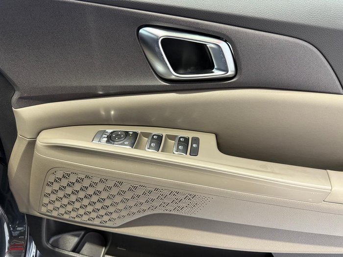 2025 Kia Carnival Sport+