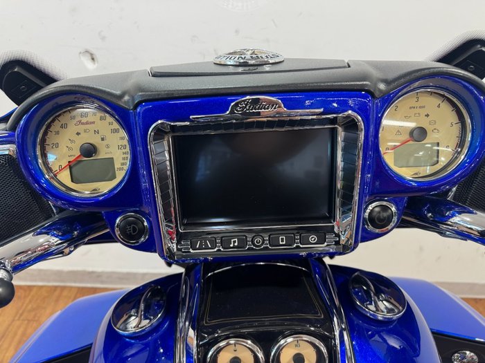 2018 Indian ROADMASTER ELITE Cobalt Candy/Black24k Gold Tri