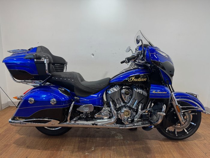 2018 Indian ROADMASTER ELITE Cobalt Candy/Black24k Gold Tri
